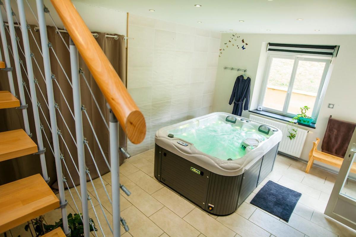 Les Etangs Du Moulin D'Harcy Hotel Lonny Buitenkant foto